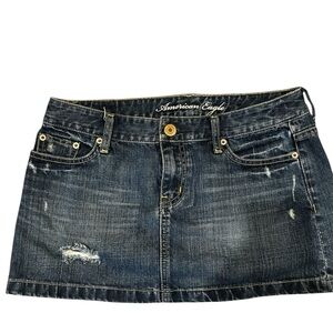 American Eagle Distressed Denim Mini Skirt Y2K Low Rise Size 4